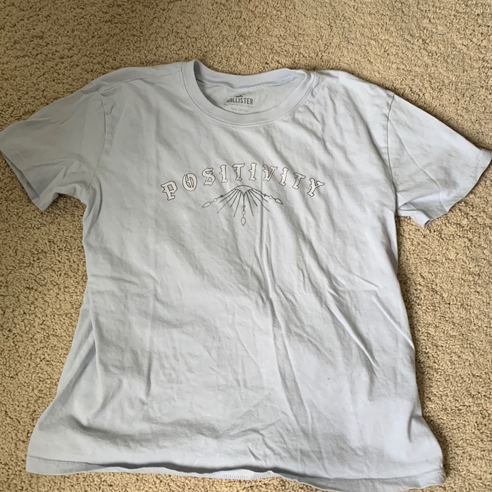 blue hollister oversized tee